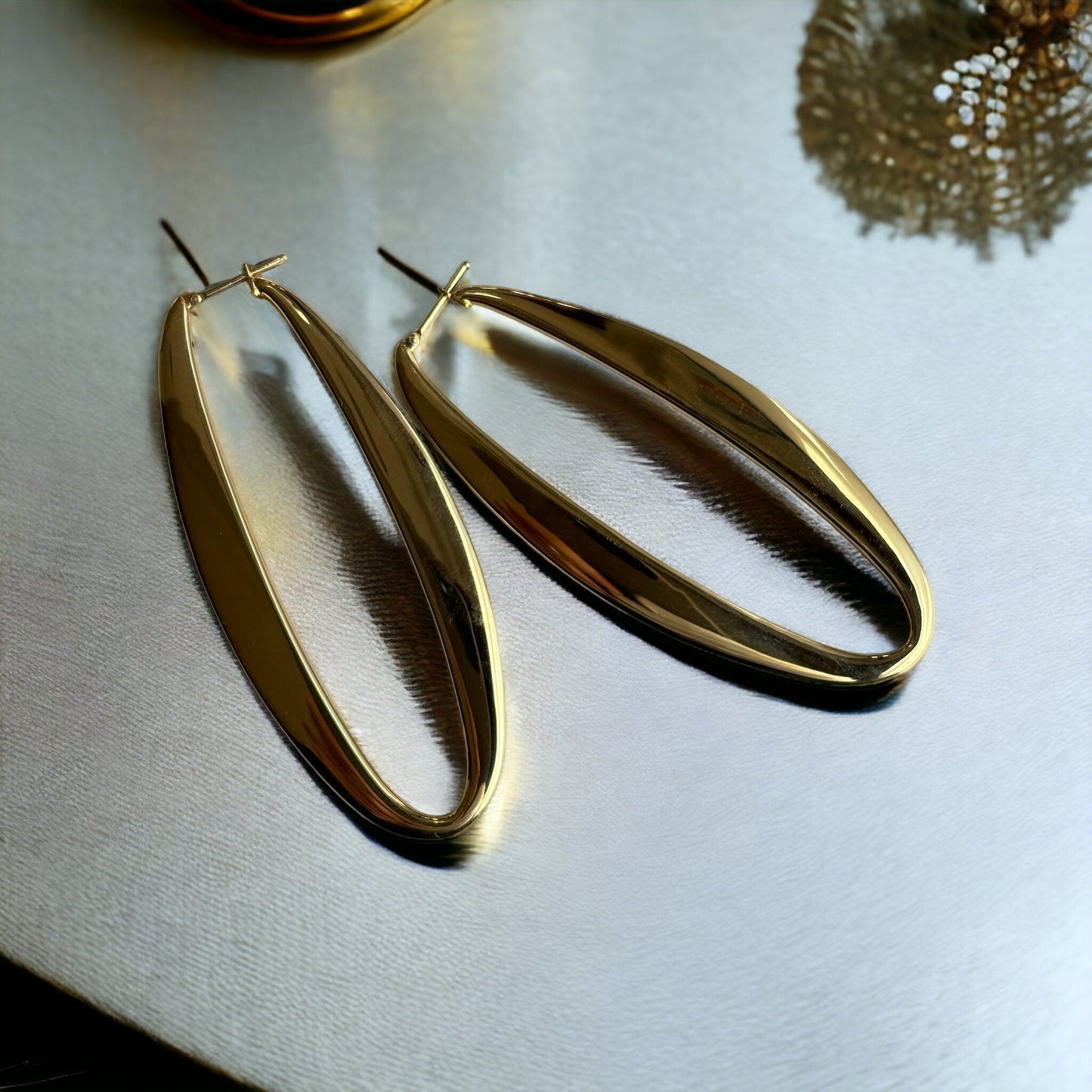 18k Solid Long shaped Oval Dainty Gold Hoop Earrings - R. Mouzannar Jewelry