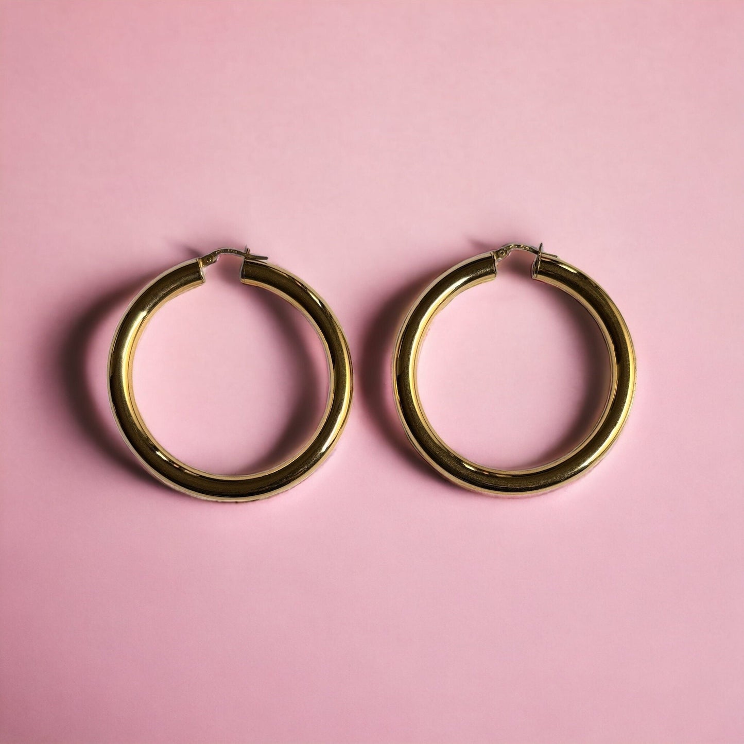 18k Solid Medium Round Gold Classic Hoop Earrings, Polished and Timeless Solid Gold Earrings