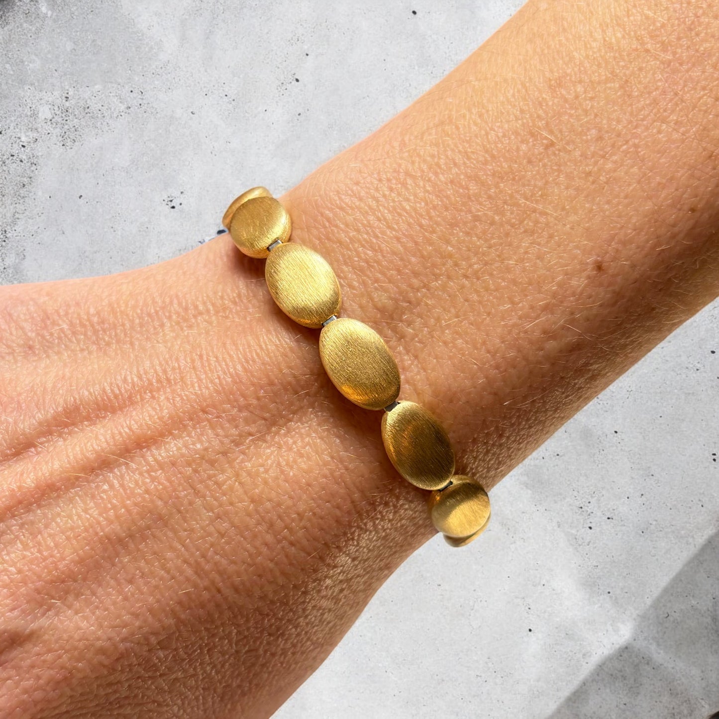 Matte Gold 18k Pebble Bracelet Made in Italy
