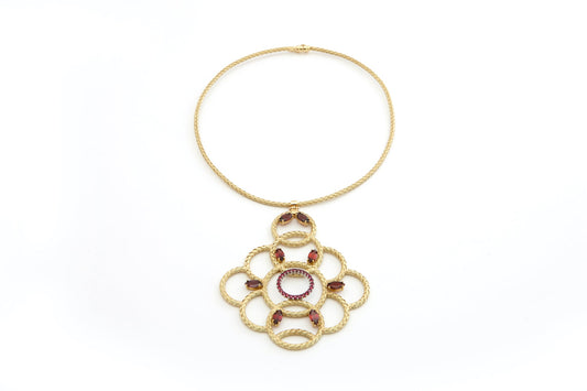 Necklace Gold With Grenat