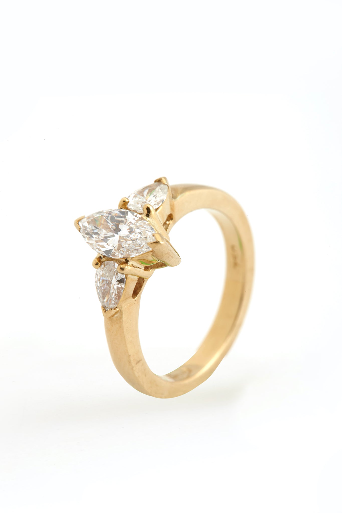 Ring Gold With Diamonds