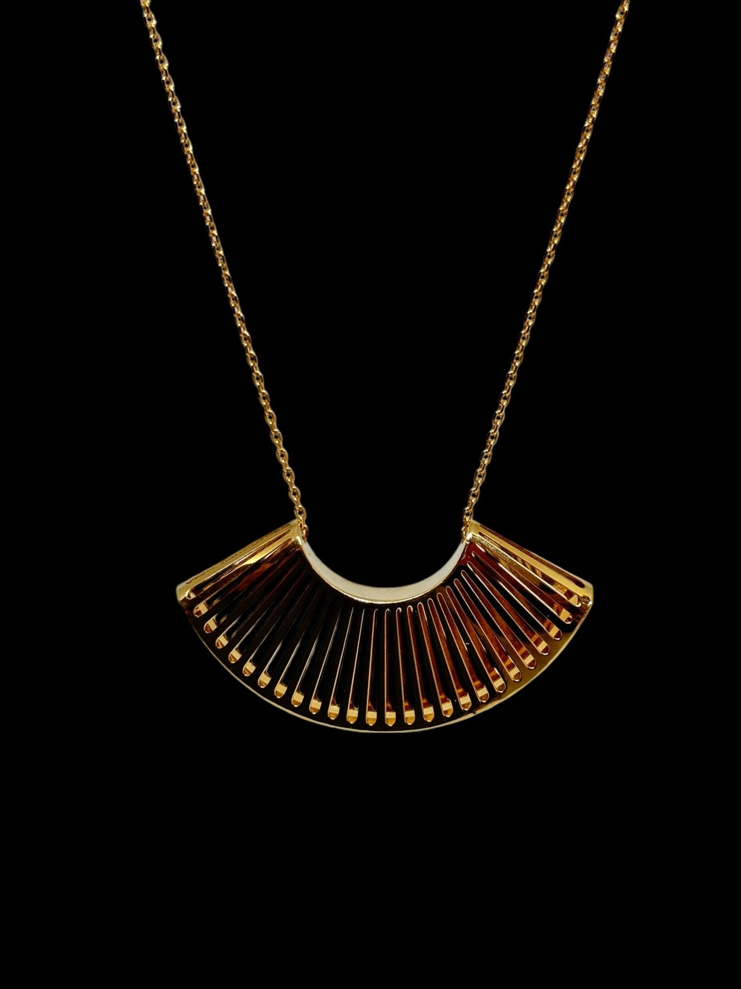 Fan Necklace in 18k Solid Gold - R. Mouzannar Jewelry