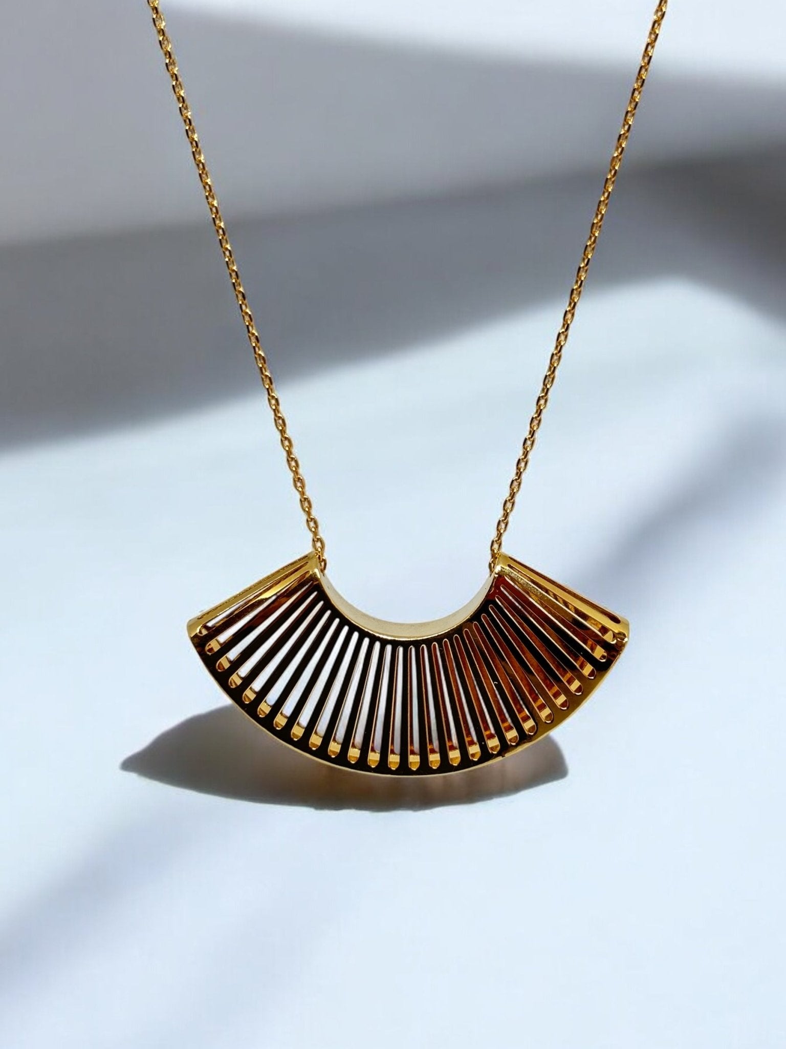 Fan Necklace in 18k Solid Gold - R. Mouzannar Jewelry