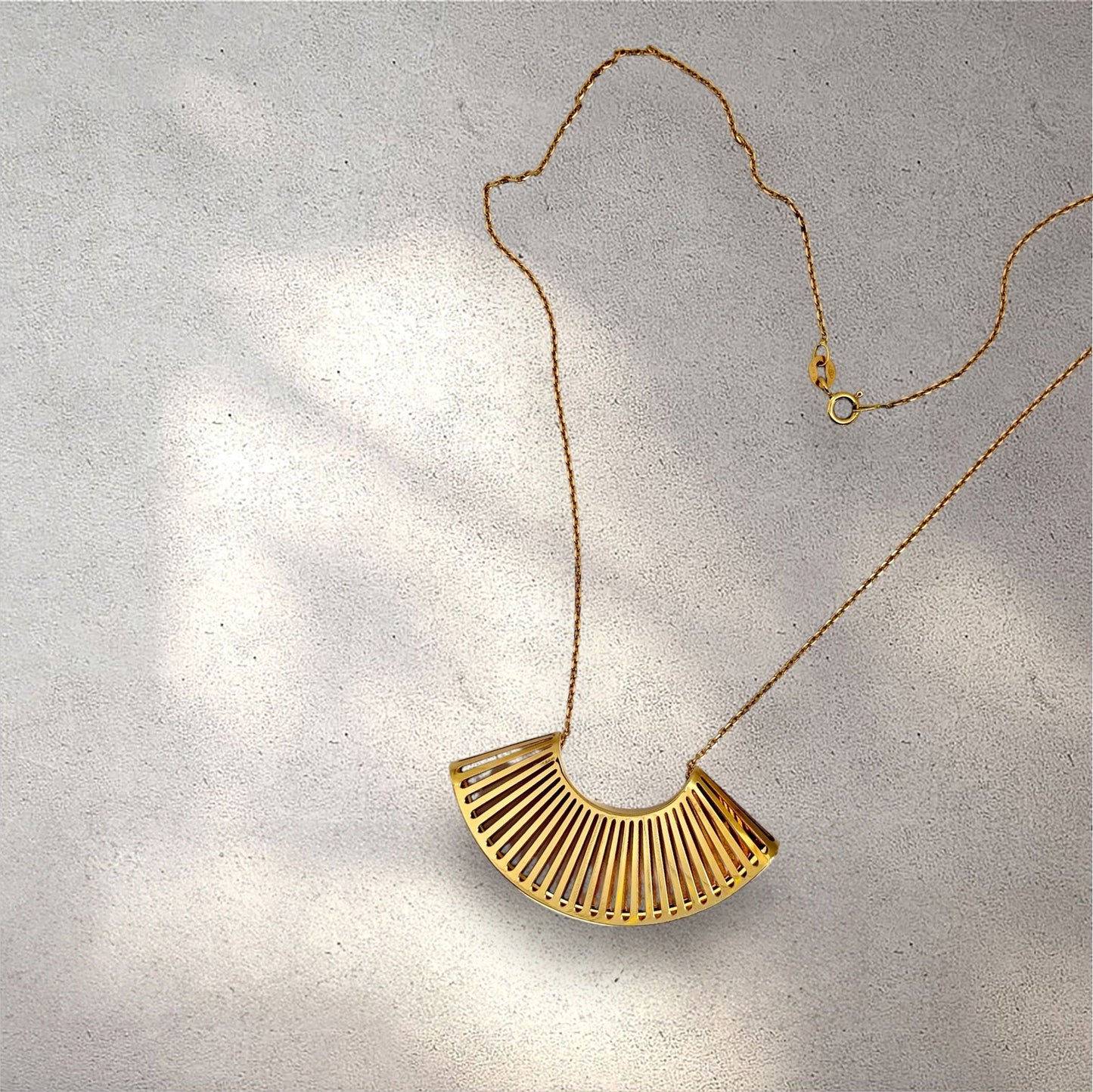 Fan Necklace in 18k Solid Gold - R. Mouzannar Jewelry