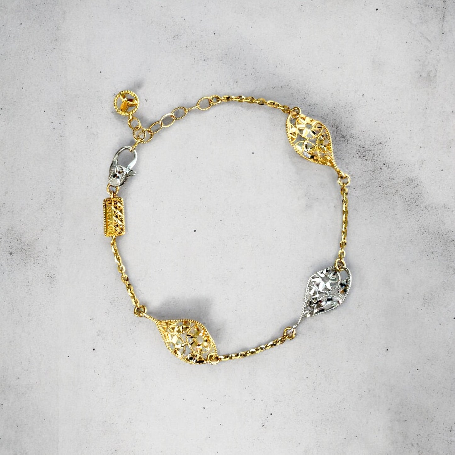 Made in Italy Ungari Bracelet 18k Gold - R. Mouzannar