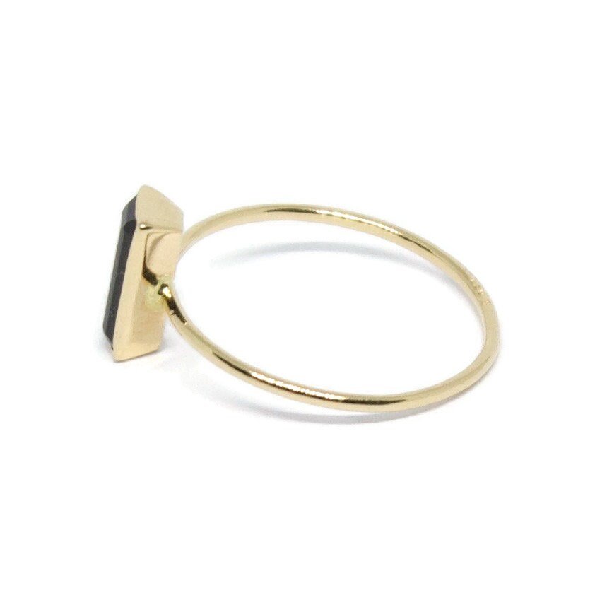 Natural Peridot 18K Solid Gold Ring, Peridot Gold Ring, 18K Solid Gold Peridot Ring, Handmade Gold Ring - R. Mouzannar Jewelry