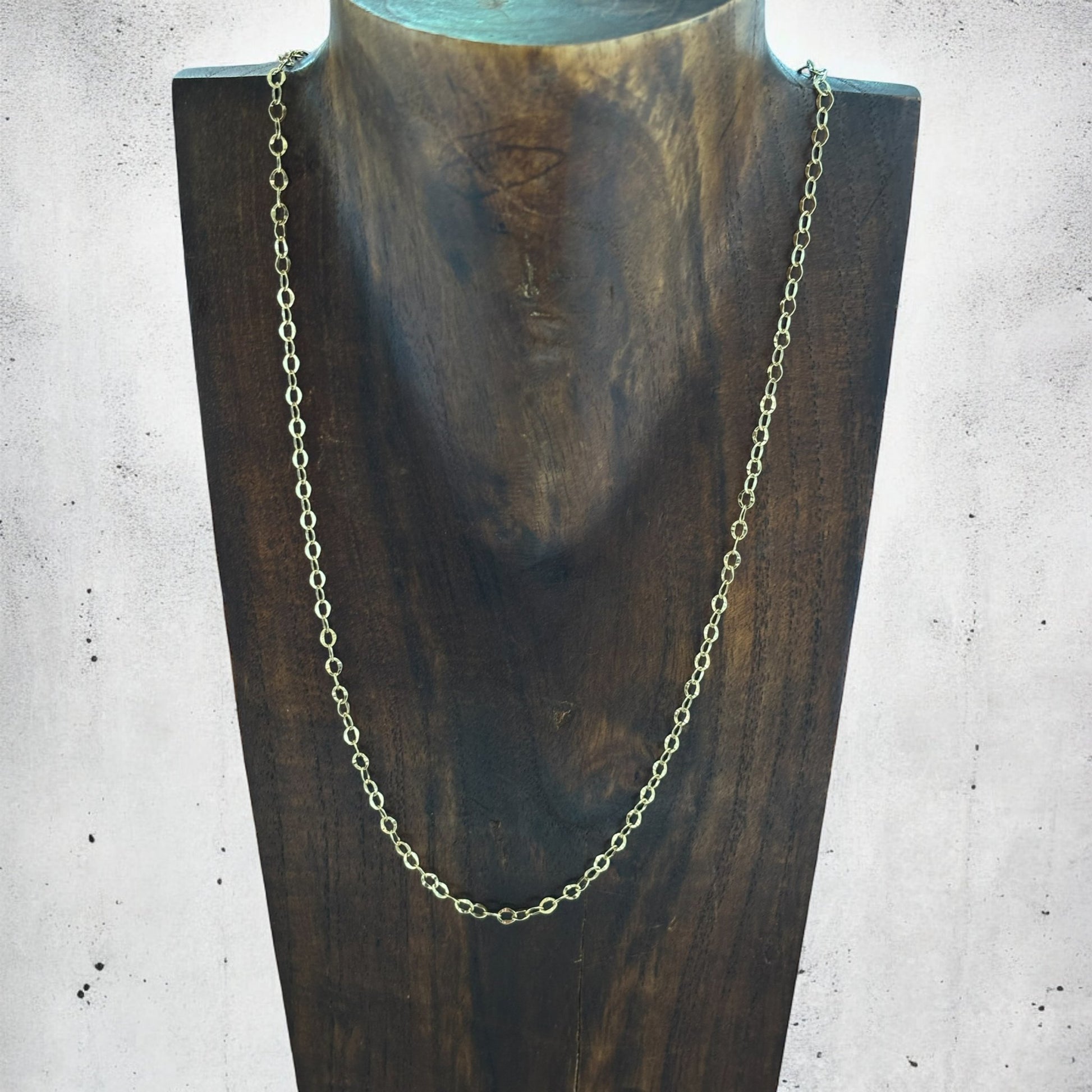 18K Gold Oval Links Chain Necklace - R. Mouzannar