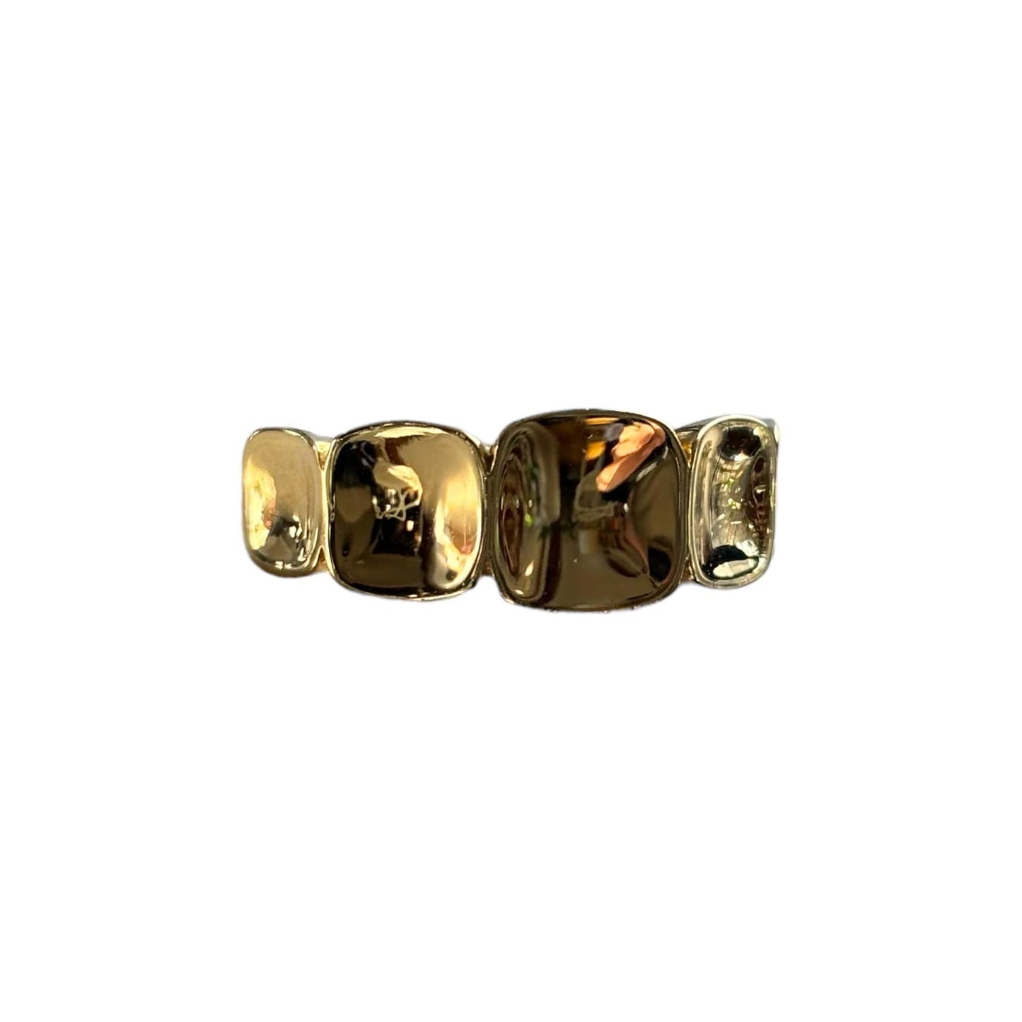 18k Incrementally Sized Rounded Edged Squares Gold Ring Facing Straight
