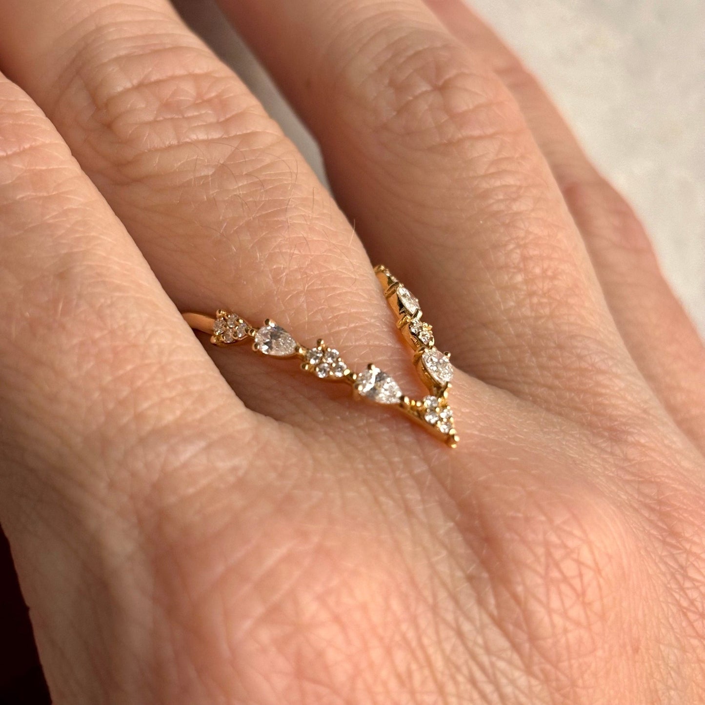 18k Rose gold Pear-shaped diamonds ring, heart shape ring