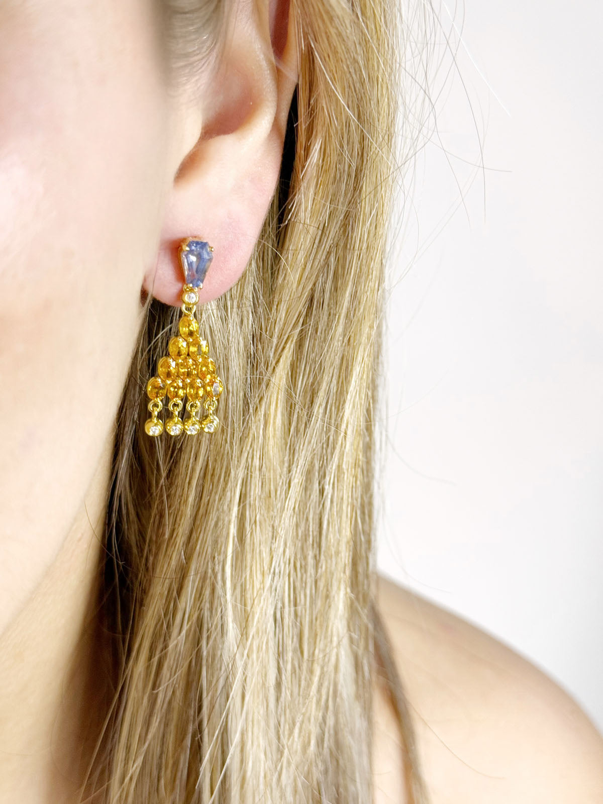 Earrings 18k Gold With Diamonds Blue and Yellow Saphire