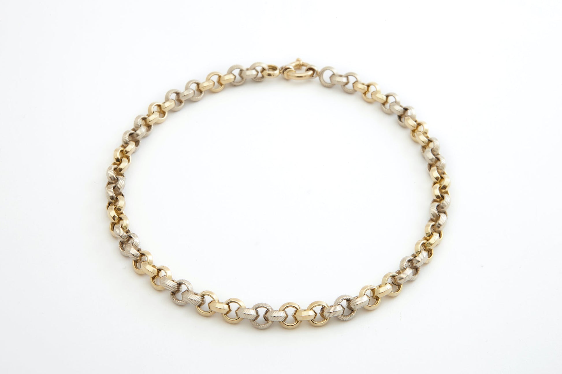 Necklace White  and  Gold