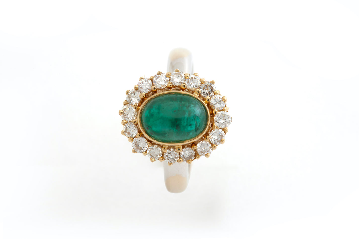 18k White and Gold Ring With Emerald and Diamonds