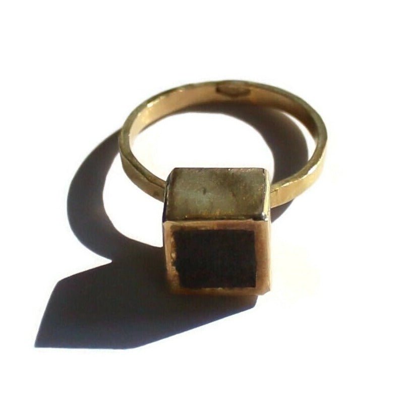 Concrete Ring, 18k Handmade Solid Gold, Geometric and Architecture - R. Mouzannar Jewelry